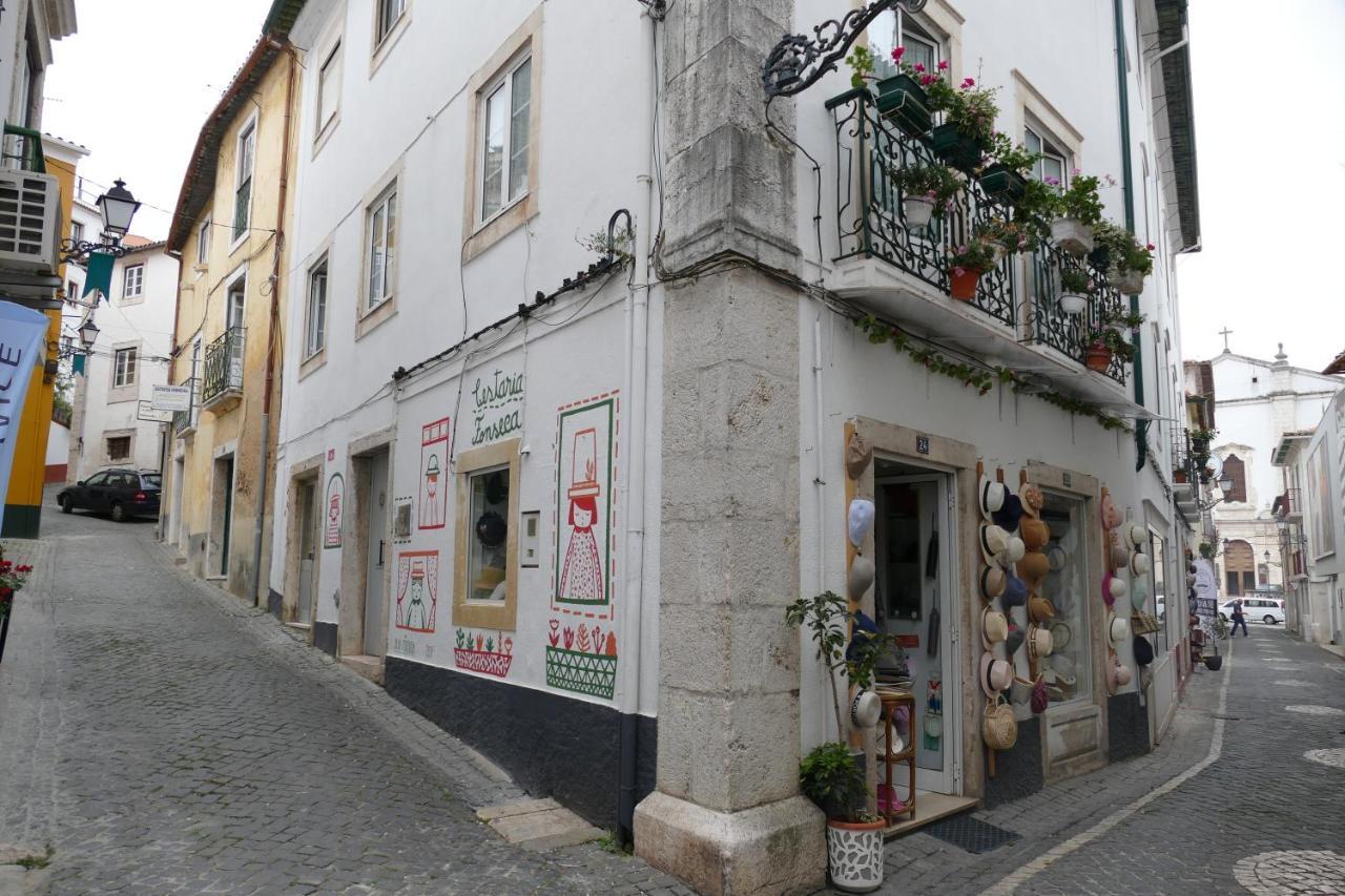 Guest House Eca - Centro Historico ليريا المظهر الخارجي الصورة