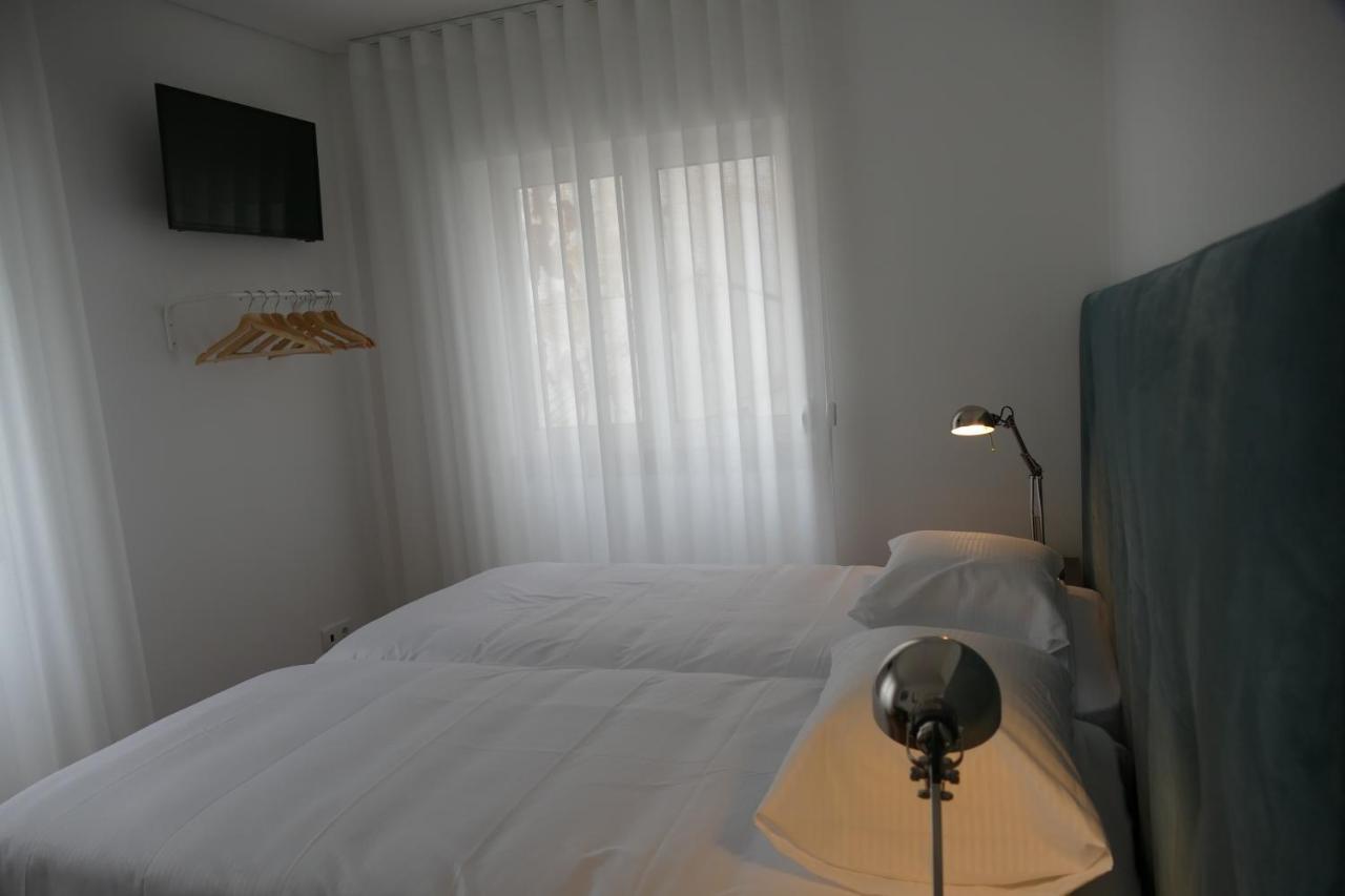 Guest House Eca - Centro Historico ليريا المظهر الخارجي الصورة